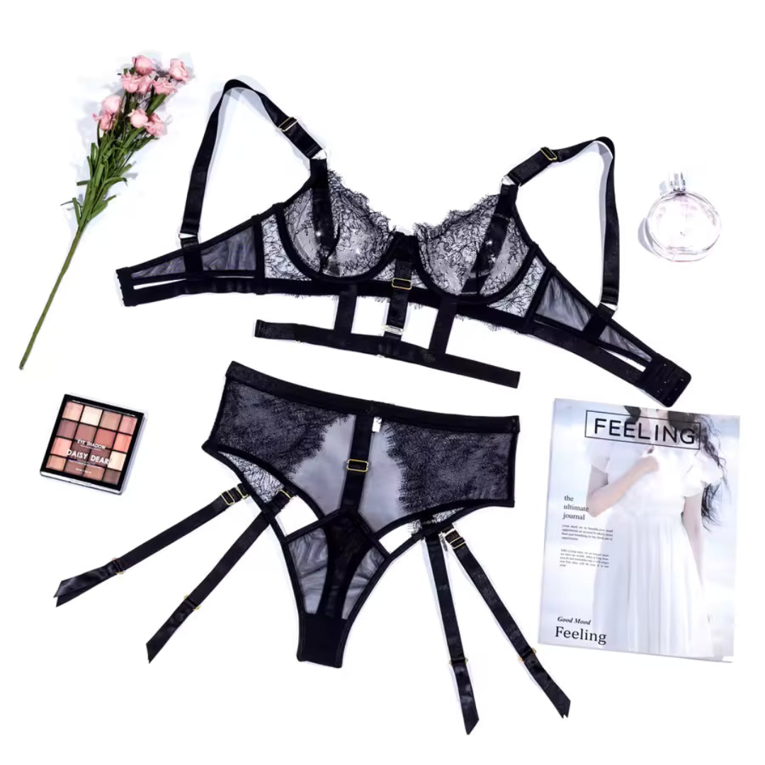 Flesuah Naéla - 3-teiliges Dessous-Set mit Spitze & Straps