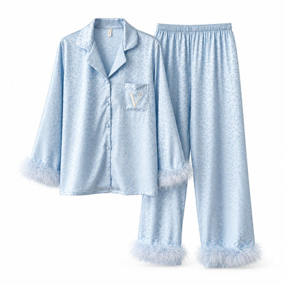 Flesuah Valeria – Damen Pyjama-Set in Satinoptik mit Federdetails