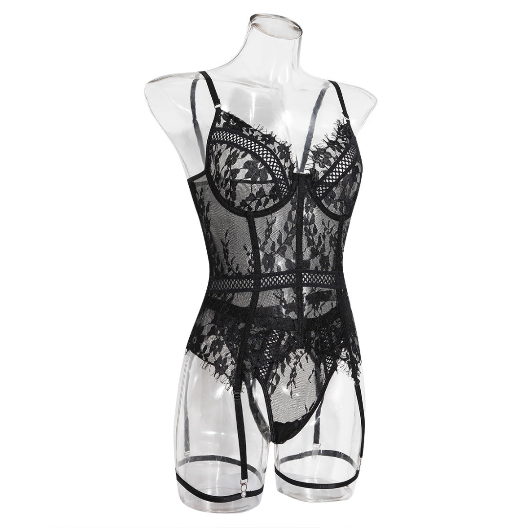 Flesuah Noyle – Verführerischer Spitzen-Body mit Cut-out-Details
