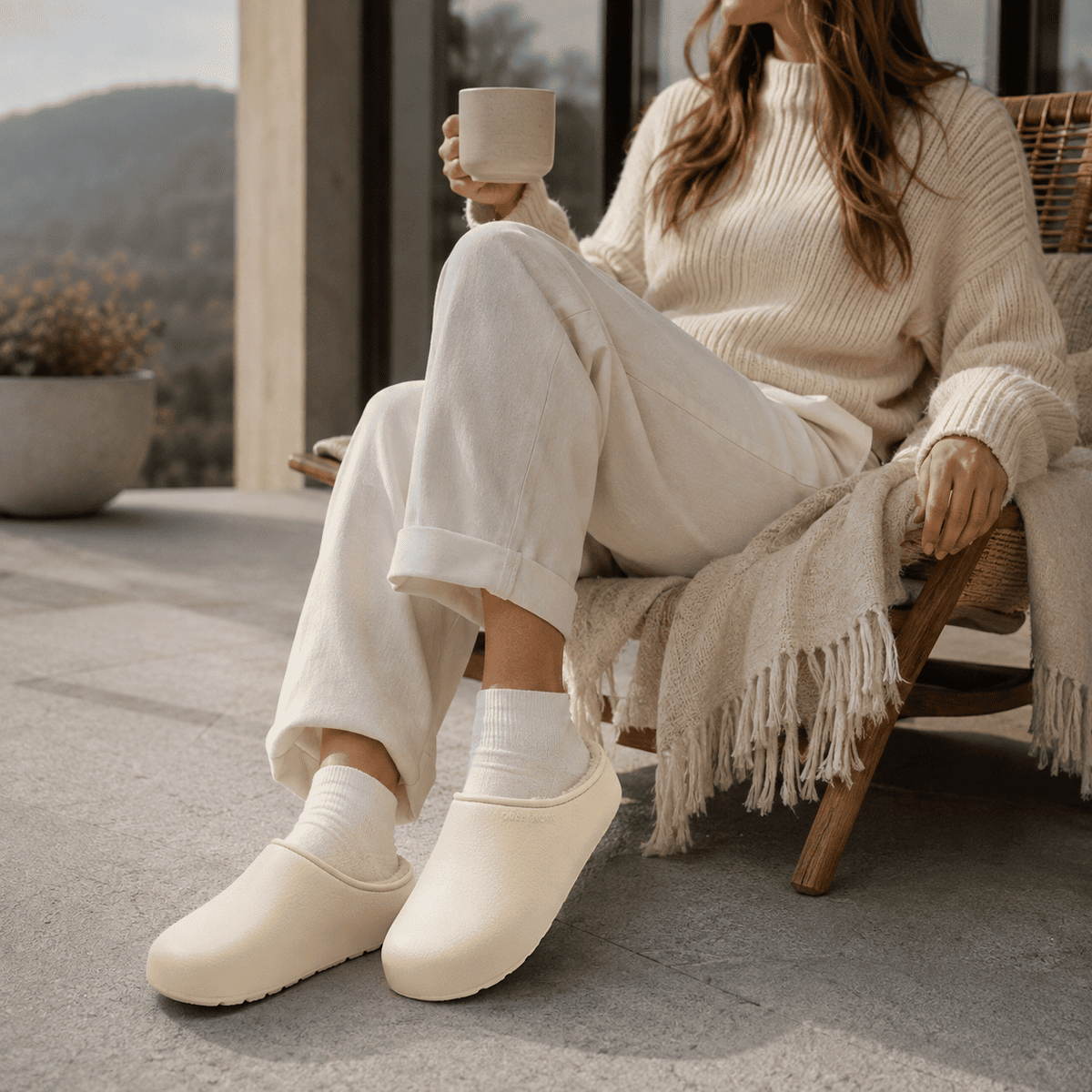 Flesuah Terrace Comfort - Kuschelige Clogs für drinnen & draußen mit Teddyfutter