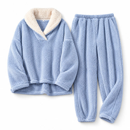 Elvina – Kuscheliger Damen-Pyjama aus Coral Fleece