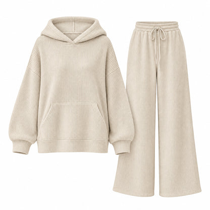 Nika – Damen-Lounge-Set mit Kapuze & weiter Hose