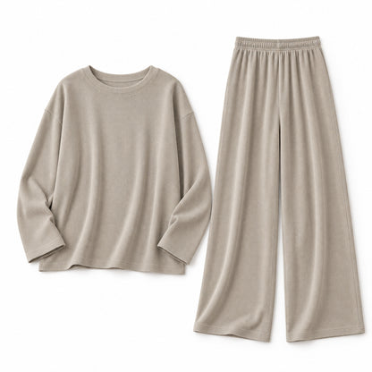 Sina – Gestreiftes Loungewear-Set mit Rundhalsausschnitt